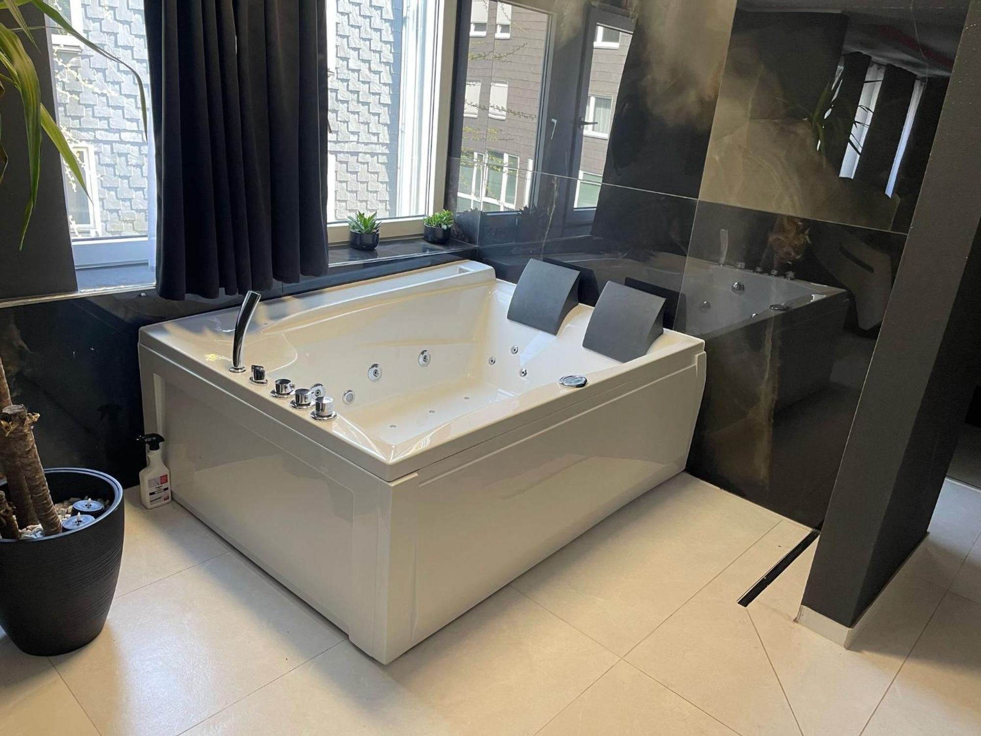 Ferienwohnung Spa Delluxe Essen Eksteriør bilde